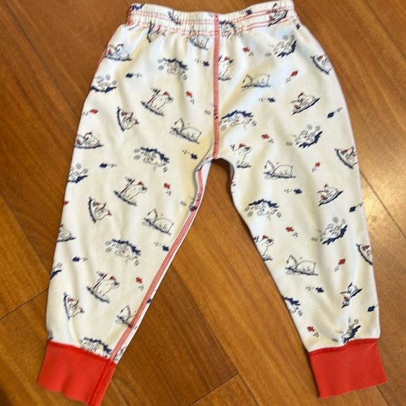 4T Jammie’s with Polar Bears - Picture 1 of 3
